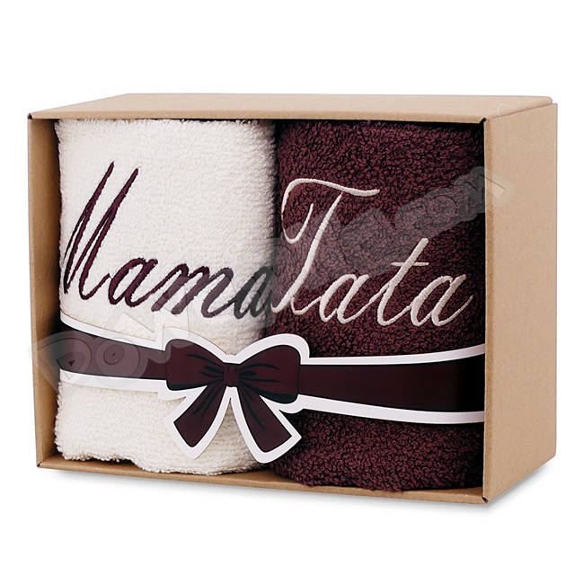 Ręczniki haftowane (2 szt.) w pudełku - Mama/Tata (ecru/brąz)